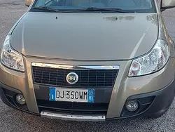 Oro Usata 2007 Fiat Sedici Emotion SUV | 2500 € (Ottimo prezzo)