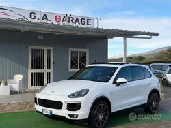 Bianco Usata 2015 Porsche Cayenne SUV | 32.900 € (Buon prezzo)