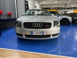 Grigio Usata 2005 Audi TT Roadster Cabrio | 8800 € (Buon prezzo)