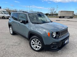 Grigio Usata 2015 Jeep Renegade Limited SUV | 13.300 € (Buon prezzo)