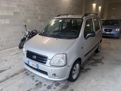Grigio Usata 2004 Suzuki Wagon R+ GL Monovolume | 3799 € (Buon prezzo)