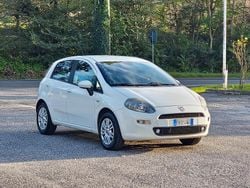 Bianco Usata 2014 Fiat Punto Lounge Due volumi | 5300 € (Buon prezzo)