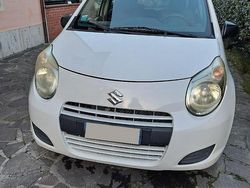Bianco Usata 2014 Suzuki Alto Due volumi | 6000 € (Cara)