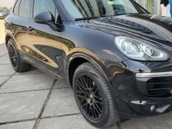 Nero Usata 2017 Porsche Cayenne Platinum Edition SUV | 32.999 € (Molto cara)