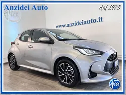 Grigio(met.) Usata 2022 Toyota Yaris Trend Tre volumi | 18.500 € (Buon prezzo)
