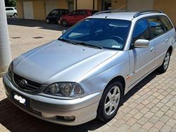 Grigio Usata 2002 Toyota Avensis Station wagon | 2250 €