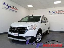 Bianco Usata 2022 Dacia Lodgy Stepway Monovolume | 12.490 € (Buon prezzo)