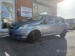 Grigio Usata 2010 Opel Corsa Tre volumi | 3700 € (Buon prezzo)