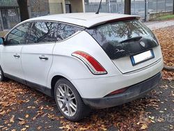 Usata 2010 Lancia Delta Due volumi | 3000 € (Buon prezzo)