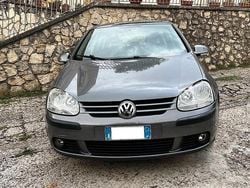 Grigio Usata 2008 VW Golf Comfortline Tre volumi | 2800 € (Ottimo prezzo)