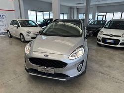 Argento Usata 2018 Ford Fiesta Active Due volumi | 11.800 € (Buon prezzo)