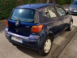 Usata 2003 Toyota Yaris Due volumi | 1500 € (Super prezzo)