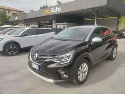 Nero/tetto grigio Usata 2022 Renault Captur Intens SUV | 17.800 € (Buon prezzo)