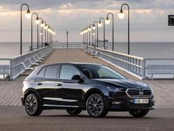 Nero Usata 2024 Skoda Fabia Style Tre volumi | 15.950 € (Buon prezzo)