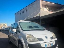 Usata 2010 Renault Modus Expression Monovolume | 1500 € (Super prezzo)