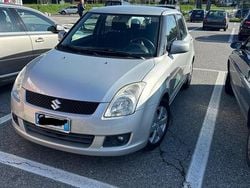 Grigio Usata 2009 Suzuki Swift Due volumi | 2800 € (Buon prezzo)