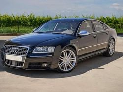 Usata 2006 Audi S8 Tre volumi | 28.900 €