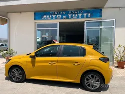 Giallo Usata 2021 Peugeot 208 Allure Due volumi | 12.500 € (Buon prezzo)
