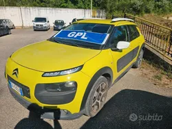 Verde Usata 2014 Citroën C4 Cactus Shine Due volumi | 4100 € (Super prezzo)