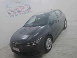 Grigio Usata 2020 VW Golf VIII Life Tre volumi | 17.500 € (Buon prezzo)
