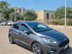 Usata 2021 Ford Fiesta ST-Line Due volumi | 13.500 € (Buon prezzo)