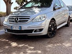 Grigio Usata 2008 Mercedes B180 Monovolume | 2500 € (Ottimo prezzo)