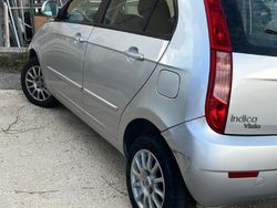 Grigio Usata 2011 Tata Indica Due volumi | 2000 €