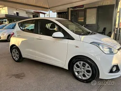 Bianco Usata 2015 Hyundai i10 Edition Due volumi | 5800 € (Buon prezzo)