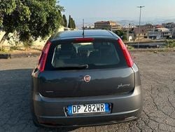 Grigio Usata 2008 Fiat Grande Punto Due volumi | 3000 € (Buon prezzo)