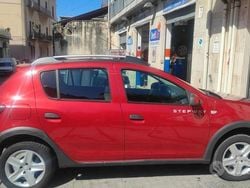 Rosso Usata 2013 Dacia Sandero Due volumi | 6500 € (Cara)