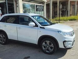 Bianco Usata 2015 Suzuki Vitara SUV | 10.900 € (Ottimo prezzo)