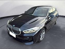 Black sapphire metallizato Usata 2022 BMW 118 M Sport Due volumi | 21.900 € (Buon prezzo)