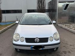 Grigio Usata 2002 VW Polo Tre volumi | 900 € (Ottimo prezzo)