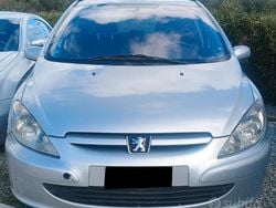 Argento Usata 2004 Peugeot 307 Station wagon | 1700 € (Buon prezzo)