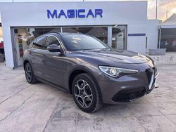 Grigio(met.) Usata 2019 Alfa Romeo Stelvio Super SUV | 22.900 € (Buon prezzo)