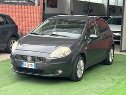 Grigio Usata 2008 Fiat Grande Punto Dynamic Due volumi | 3200 € (Buon prezzo)