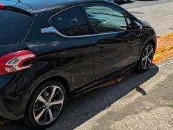 Nero Usata 2016 Peugeot 208 Due volumi | 5000 € (Super prezzo)