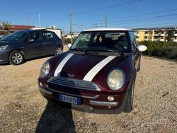 Viola Usata 2005 Mini Cooper Due volumi | 1499 € (Buon prezzo)