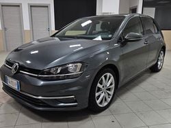 Grigio Usata 2019 VW Golf Executive Tre volumi | 13.990 € (Molto cara)