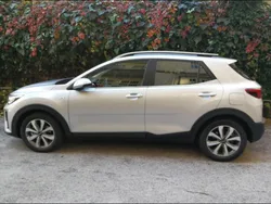 Usata 2022 Kia Stonic Turbo SUV | 17.900 € (Buon prezzo)
