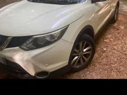 Usata 2016 Nissan Qashqai SUV | 8500 € (Ottimo prezzo)