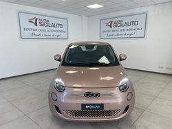Rosso Usata 2023 Fiat 500e Icon | 19.900 € (Buon prezzo)