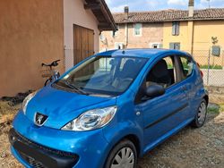 Blu Usata 2007 Peugeot 107 Due volumi | 3000 € (Buon prezzo)