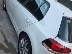 Bianco Usata 2011 VW Golf VI Highline Tre volumi | 7000 € (Buon prezzo)