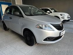 Grigio Usata 2021 Lancia Ypsilon Due volumi | 10.399 € (Buon prezzo)