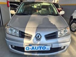 Grigio Usata 2009 Renault Mégane III Extreme Tre volumi | 1490 € (Super prezzo)