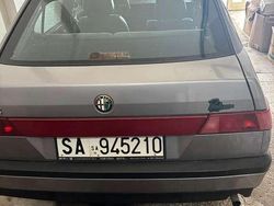 Argento Usata 1994 Alfa Romeo 33 Tre volumi | 9000 €