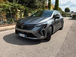 Grigio Usata 2024 Renault Clio V Techno Due volumi | 18.990 €