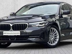 Grigio Usata 2022 BMW 520 Tre volumi | 36.290 € (Buon prezzo)