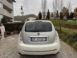 Usata 2008 Lancia Ypsilon Due volumi | 2400 € (Buon prezzo)
